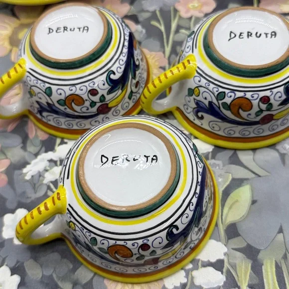 ⭐️7 piece Deruta Pottery teapot and saucer set